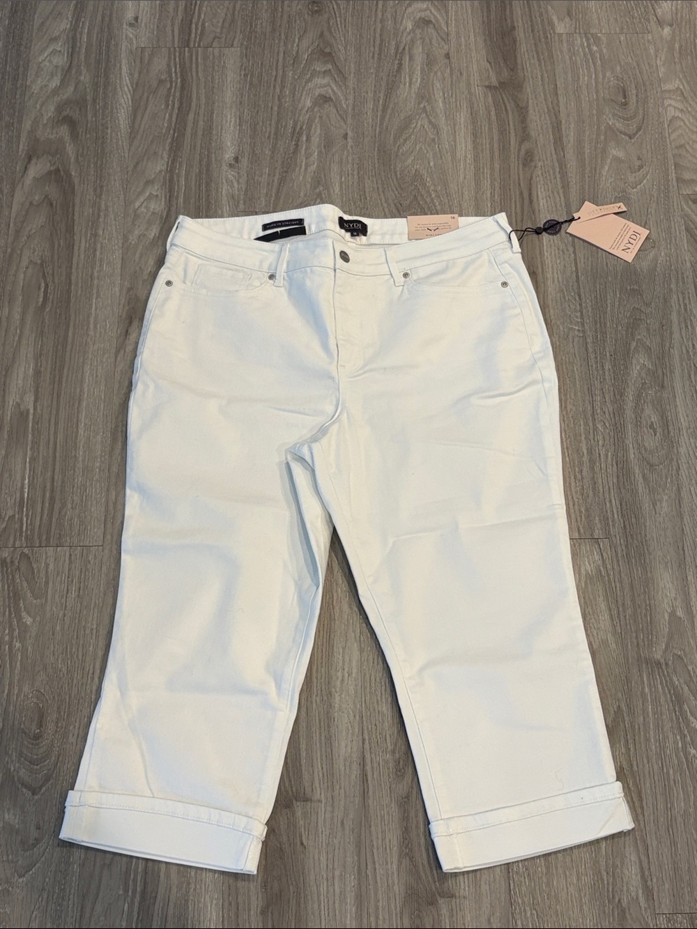 NWT NYDJ White Cropped Roll-Cuff Ankle Jeans